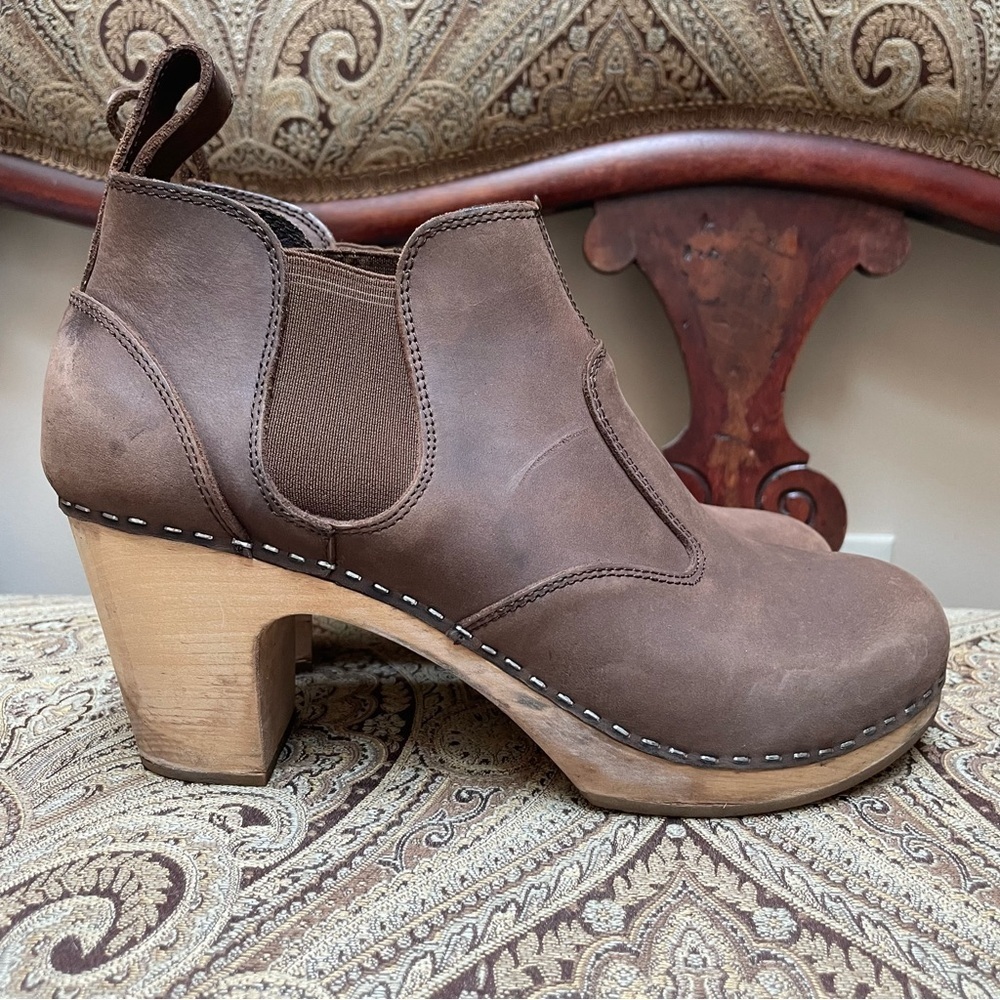 Toffel Swedish Hasbeens Chelsea Low Ankle Boots Clogs Heels Brown Nubuck Size 11